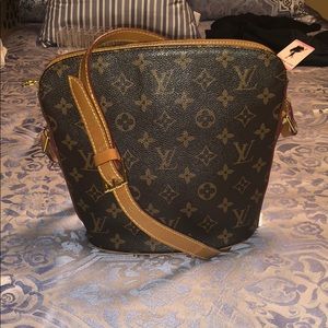 ❌NEED GONE❌ Louis Vuitton Drouot Monogram Style